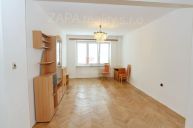 pron�jem 2+1 53 m2 3patro cihla  Praha 9 Hloub�t�n u metra neza�. cihla v�tah