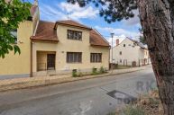 Prodej polo�adov�ho rodinn�ho domu 5+1 s velkou zahradou, Brno Chrlice