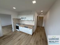 Rekonstruovan� byt 1+1 s v�tahem a mo�nost� zahr�dky  �esk� Kamenice