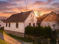 Rodinn� d�m v srdci �esk� Kanady, ���r u Nov� V�elnice, 1 254 m2.