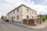 Prodej prostorn�ho RD  7+2 na ulici Moravsk� v Brn�-Tu�anech