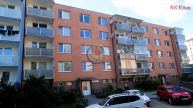 Prodej bytu 3+1 s lod�i�, 72 m2, Okru�n�, T�eb��