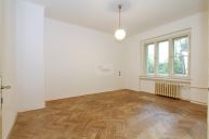 Pron�jem bytu 1+1 37 m2 Praha 7 Hole�ovice, neza��zeno
