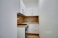 Pron�jem bytu 1+kk se spac�m patrem, 31 m2, ul. Staroml�nsk�, Praha 9 - Vyso�any.