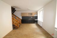 Pron�jem mezonetov�ho bytu 2+1 v centru D���na 4 Podmokly