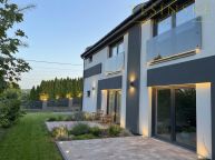Prodej luxusn�ho mezonetov�ho bytu 4+kk se zahradou a 2 parkovac�mi m�sty, Cieszyn (PL)