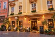 Pron�jem obchodn�ho prostoru v centru D���na 1