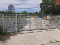 pron�jem parkovac�ch m�st, Olomouc ulice Wellnerova