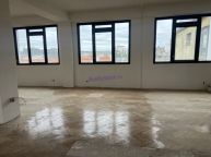 pronjem 36m2 prostor na Praze 1 s vhledem na Prahu 3vtahy + 1nkladn+ parkovn