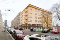 Prodej atypicky eenho, cihlovho bytu 2+kk, 75m2 v. terasy a sklepa  - Praha - Michle