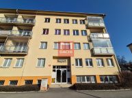 Prodej svtlho bytu 2+1 (60 m) s lodi a dvma sklepy  Malinov, Praha 10  Zbhlice