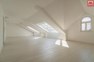 Nadstandardn� penthouse/p�dn� byt 4+kk  5. podla��, 201,6 m + balkon a sklep | V�de�sk�, Olomouc