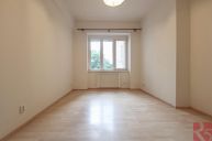 Pronjem bytu 1kk 28m2 po rekonstrukci, P4 Nusle, Sdruen, nezazen