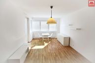 Prodej svtlho bytu 2+kk s lodi v oblben lokalit Aloise Rana, Olomouc  ihned k nasthovn