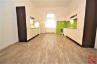 Pronjem 3+1 80m2, P2 Nov Msto, ul. V tnch, rekonstrukce, neprchoz pokoje, metro, tramvaj