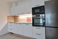 Pronjem novostavby bytu 2+kk s lodi + vetn parkovacho stn, ul. Pionr, Uniov