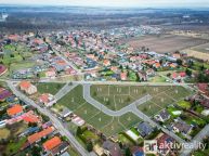 Stavebn pozemek 1 281 m2, kompletn IS - Obstv