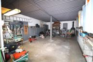 Prodej velk� gar�e D���n 32