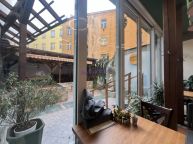 pron�jem 250m2 restaurace kolaudovanou kuchyn� a VZT Moskevsk� se zahr�dkou 100m2