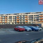 Pron�jm gar�ov� st�n� v atraktivn� lokalit� na ulici Aloise Ra��na v obci �ep��n