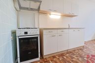 Pron�jem 3+1 80m2 P4 Michle, ul. Hadovit�, metro, tramvaj, lod�ie, samostatn� pokoje