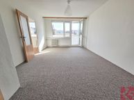 Pron�jem 3+1 80m2 P4 Michle, ul. Ohradn�, metro, tramvaj, lod�ie, samostatn� pokoje