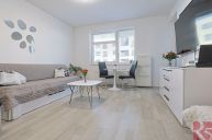 Pron�jem 2kk 50m2, P10 Uh��n�ves, ul. Karla Guta, lod�ie, gar�ov� st�n�