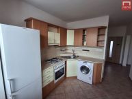 Pron�jem bytu 3+1 s lod�i�, 48,3 m, Olomouc  ul. Zikova