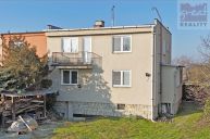 Prodej rodinn�ho domu se zahradou v obci Skrbe�