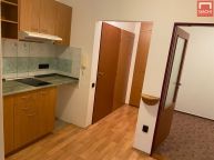 Pron�jem neza��zen�ho bytu 2+1, 45m, n�m. Osvobozen� - Horka nad Moravou