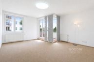 Pron�jem bytu 1+1/B/S, 36 m2, Praha 4 - Kr�, ulice Jalodvorsk�.