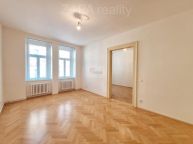 pron�jem 2+1 72 m2 P5 Sm�chov  po kompl. rek. ul. Na Celn� 2.patro bez v�tahu cihla ��st. za��zen�