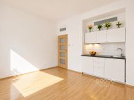 Pron�jem bytu 2+kk, 48 m2, Praha 3 - �i�kov, ul. Jeseniova.