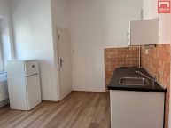 Pron�jem bytu 1+1 v cihlov�m dom�, Zeyerova ul, Olomouc