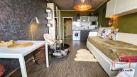 Pron�jem 1+kk s lod�i�, 27 m2, za��zen� � �el�kovice, n�m. 5. kv�tna.