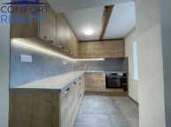 Prodej bytu 3+kk se zahradou v obci Mel�