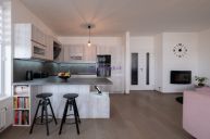 Prodej bytu 4+kk 119  m2 Honz�kova, Praha - Doln� M�cholupy, balkon, terasa, gar�ov� st�n�