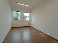 Pron�jem nov� zrekonstruovan� kancel��e, 14 m2, Praha 10 - Doln� M�cholupy, Ke Kablu
