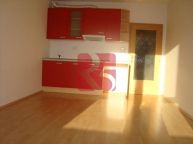Pron�jem 1kk P4 Kunratice, ul. Pod Halt��em, novostavba, sklep