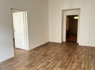 K dlouhodob�mu pron�jmu nab�z�m byt 3+1, Praha 3  �i�kov