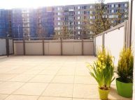1kk s 30ti metrovou terasou, Horn� M�cholupy