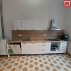 Pron�jem bytu 4+1 v  dosahu centra m�sta Olomouce, ulice t�. Svobody.