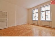 Pron�jem bytu 2+1 v cihlov�m dom�, Peka�sk� ul, Olomouc