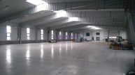pron�jem haly 250m2 + zpevn�n� venkovn� plocha 500m2 parkov�n�