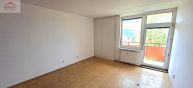 Pron�jem bytu 1+kk s lod�i�, Vala�sk� Mezi����, ul. Lu�n�