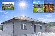 Prodej rodinn�ho domu 116 m2, novostavba - bungalov, pozemek 866 m2. M�lkov u Chomutova