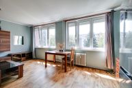 Prodej bytu 1+kk, 39,3 m2 s gar�ov�m st�n�m a sklepem, Praha 9 � Let�any, ul. T�ineck�.