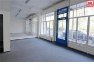 Pron�jem komer�n�ch prostor 37 m v Olomouci, ul. Dobrovsk�ho