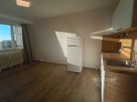 Pron�jem bytu 1+kk/L, 25m2, Praha 8 - Kobylisy, ul. Kyselova.