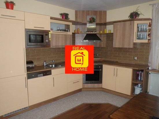 ?=6572973_85771087.jpg - (9076980)